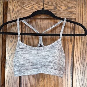 Lululemon flow y size 6, no padding